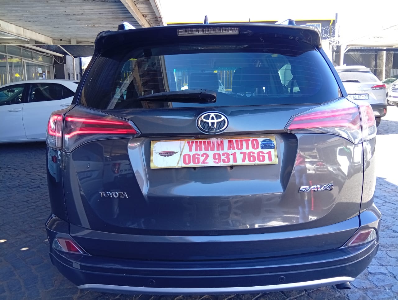Used 2016 Toyota RAV4 2.0 VX Sky - Private Seller Used 2016 Toyota RAV4 2.0 VX Sky - Private Seller