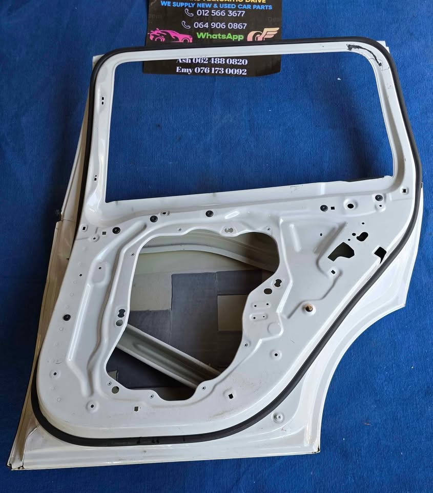 BMW X7 G07 Right Rear Door - Private Seller