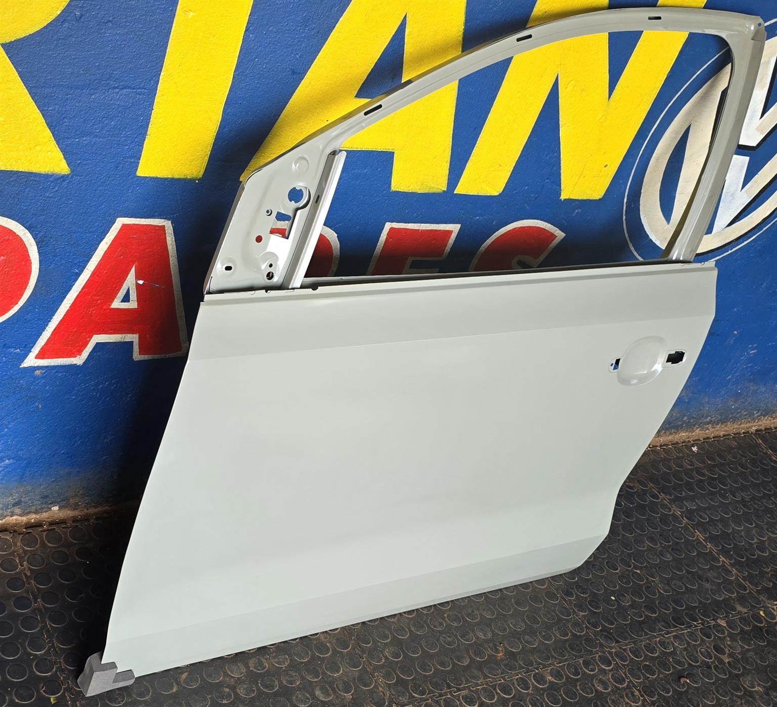 New stock arrivals  Left front door  Polo 6 sedan - Private Seller