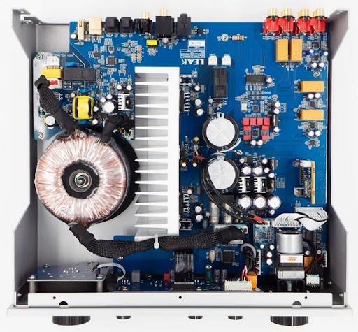 LEAK ST130 STEREO AMPLIFIER AND CDT TRANSPORT