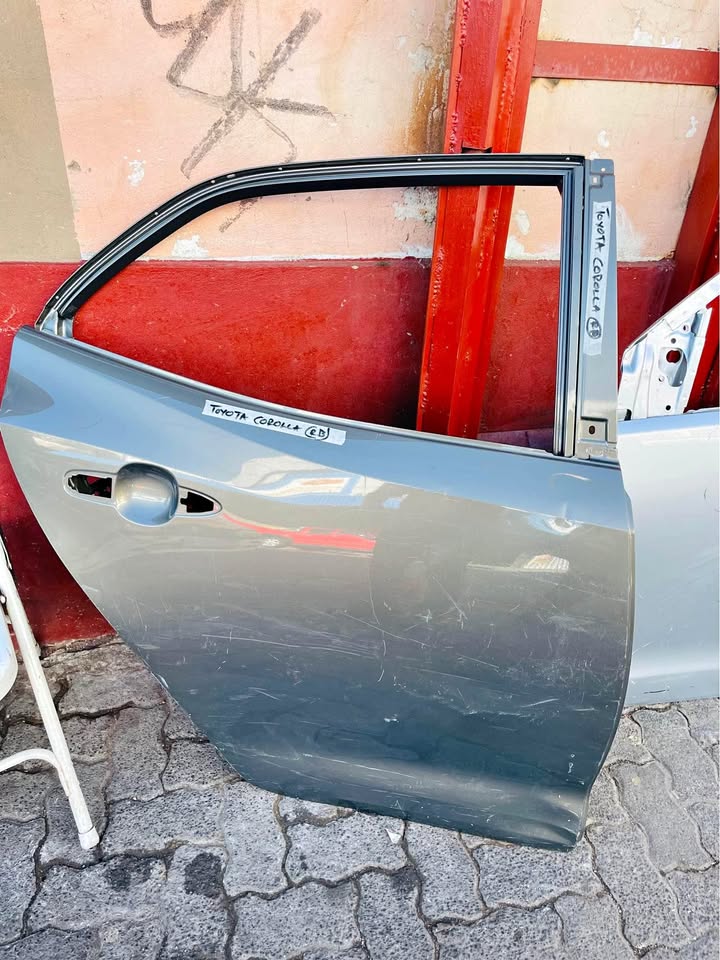 Toyota Corolla door - Private Seller Toyota Corolla door - Private Seller