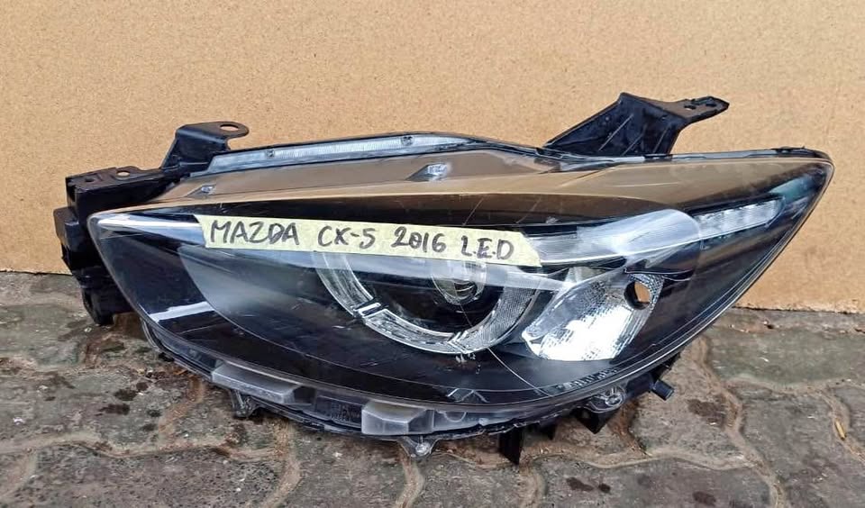 Mazda CX5 LED headlight 2016 - Private Seller Mazda CX5 LED headlight 2016 - Private Seller