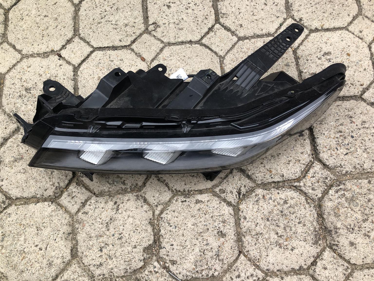 Left and right side headlights for Suzuki fronx - Private Seller Left and right side headlights for Suzuki fronx - Private Seller