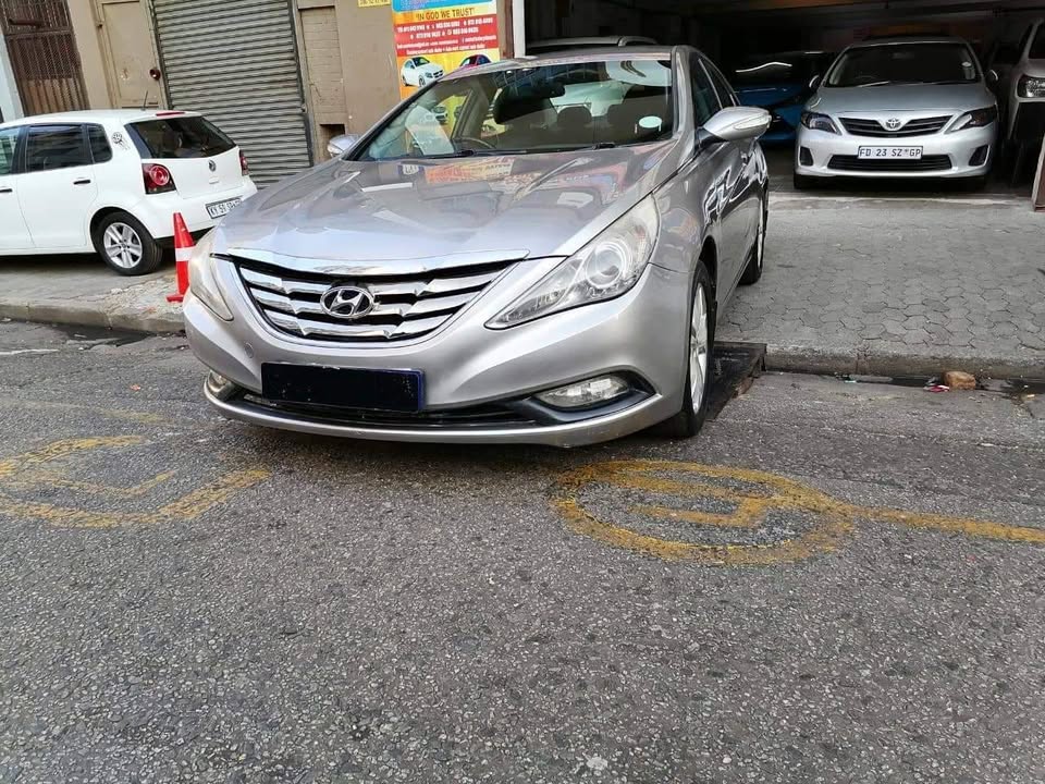 2011 Hyundai Sonata Sedan automatic 2011