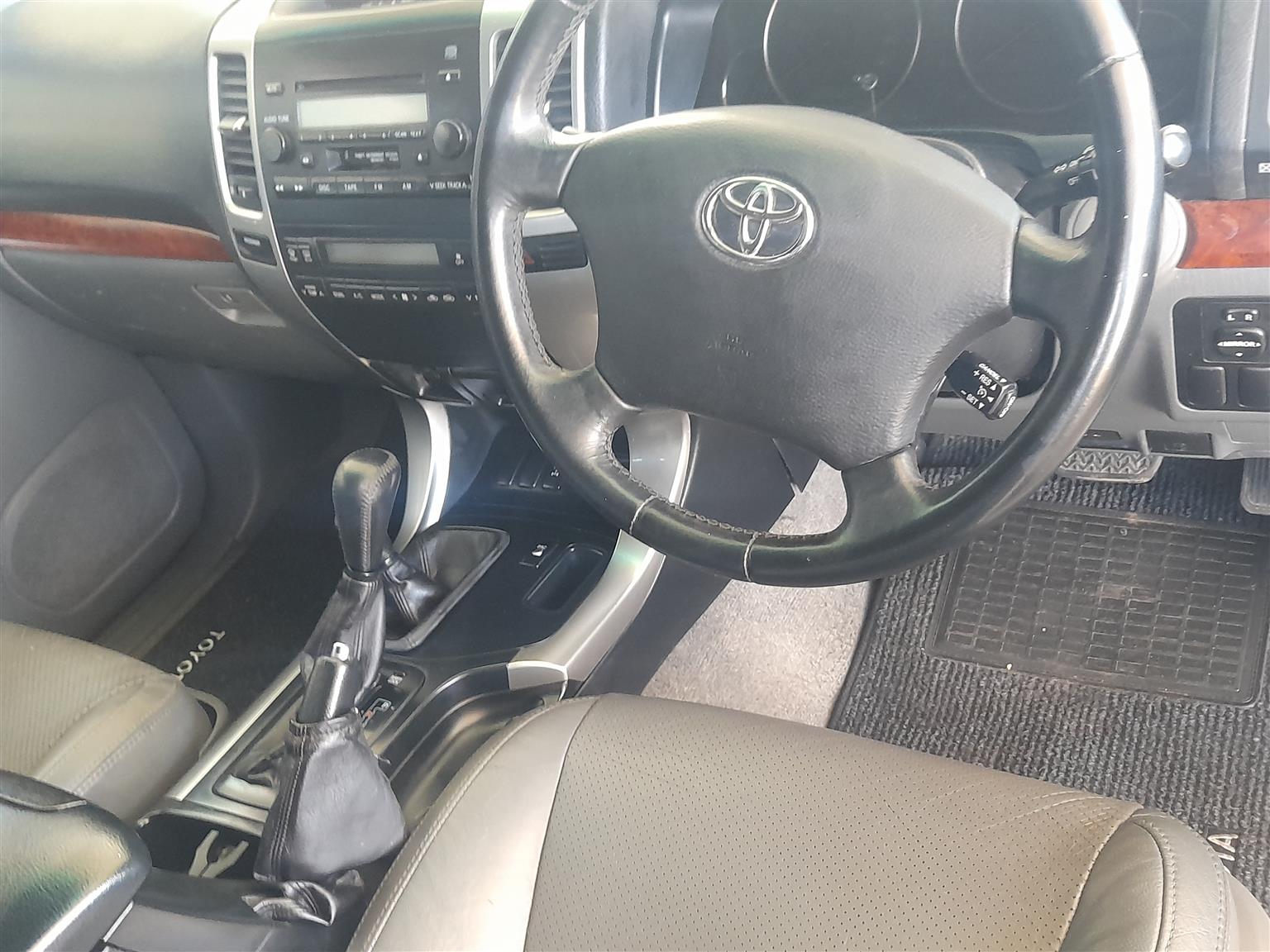 Pre-owned 2006 Toyota Land-Cruiser Prado V6 4.0