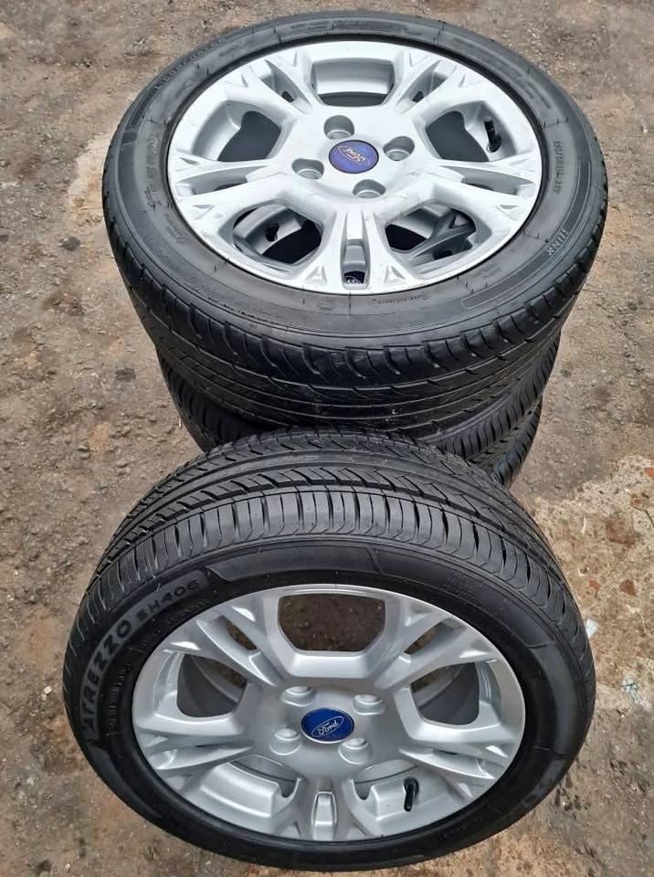Ford Fiesta original alloy mags size 15+tyres still in good condition - Private Seller Ford Fiesta original alloy mags size 15+tyres still in good condition - Private Seller