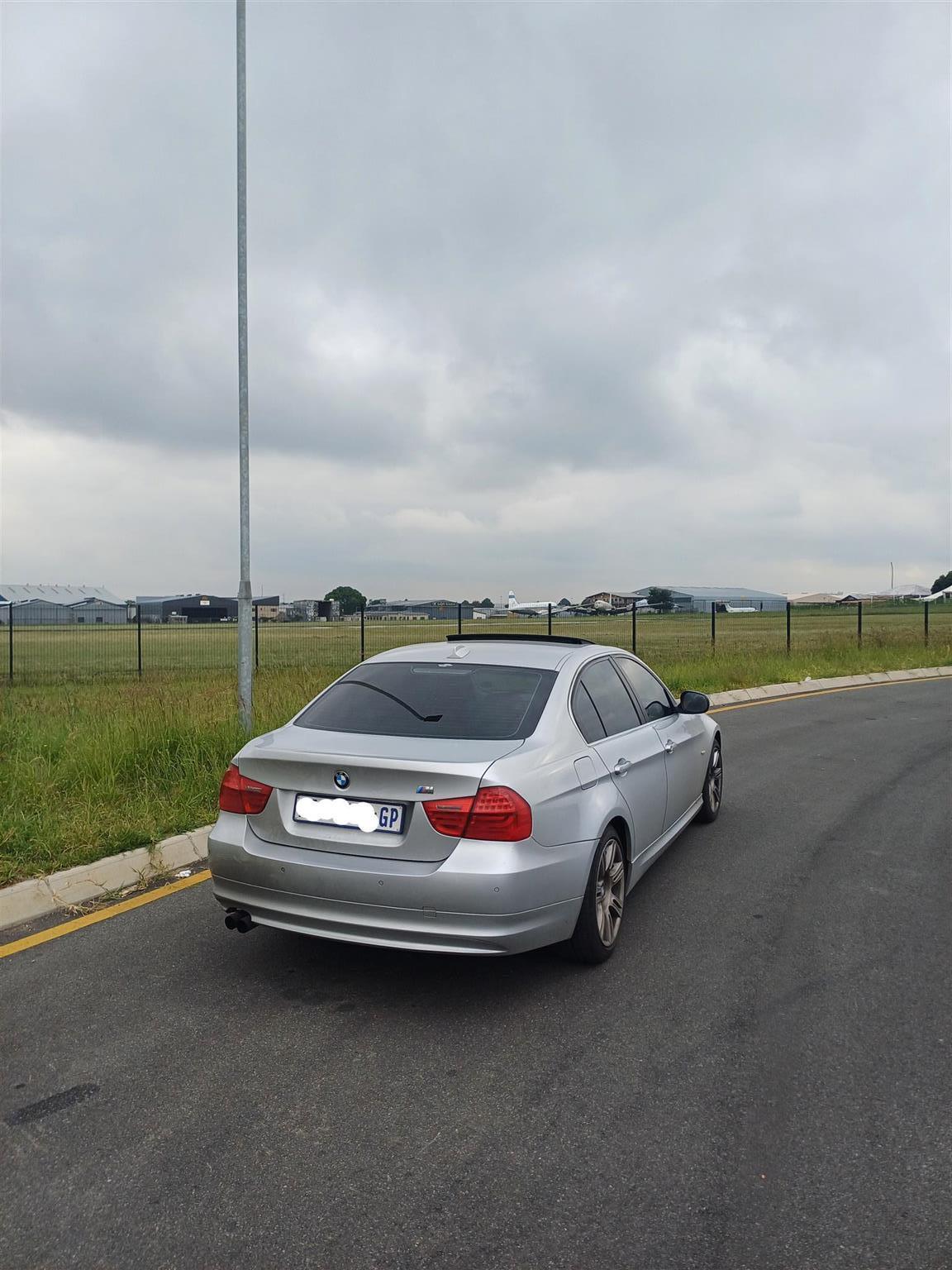 2009 Condition 2009 Bmw 323i e90. Full house. Sport. | Junk Mail Marketplace