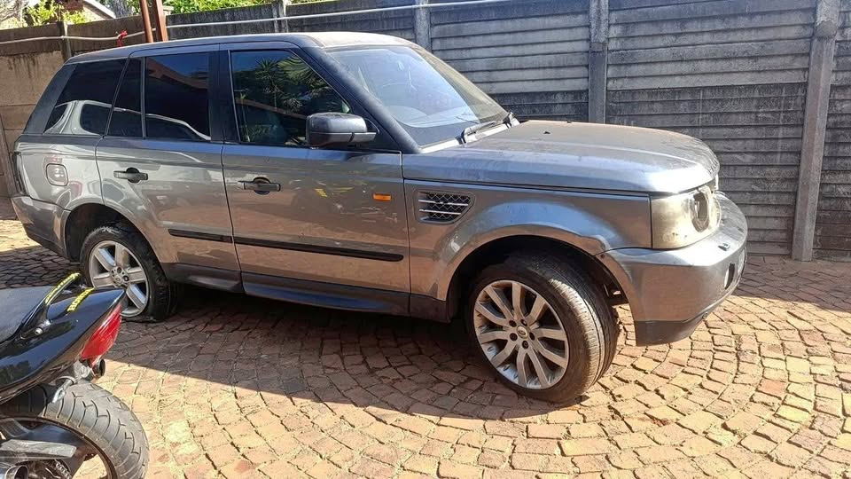 Rang Rover stripping - Private Seller Rang Rover stripping - Private Seller