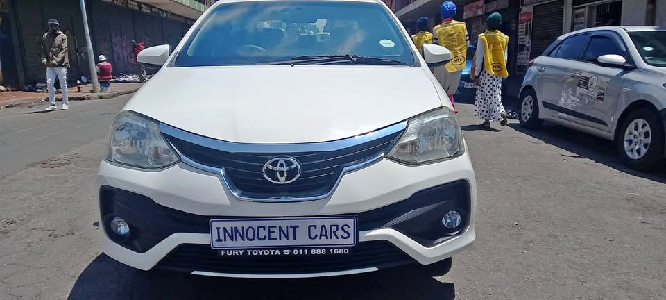2019 TOYOTA ETIOS SEDAN 1.5 SPRINT  MANUAL TRANSMISSION, MILEAGE  WHITE COLOR, PRICE