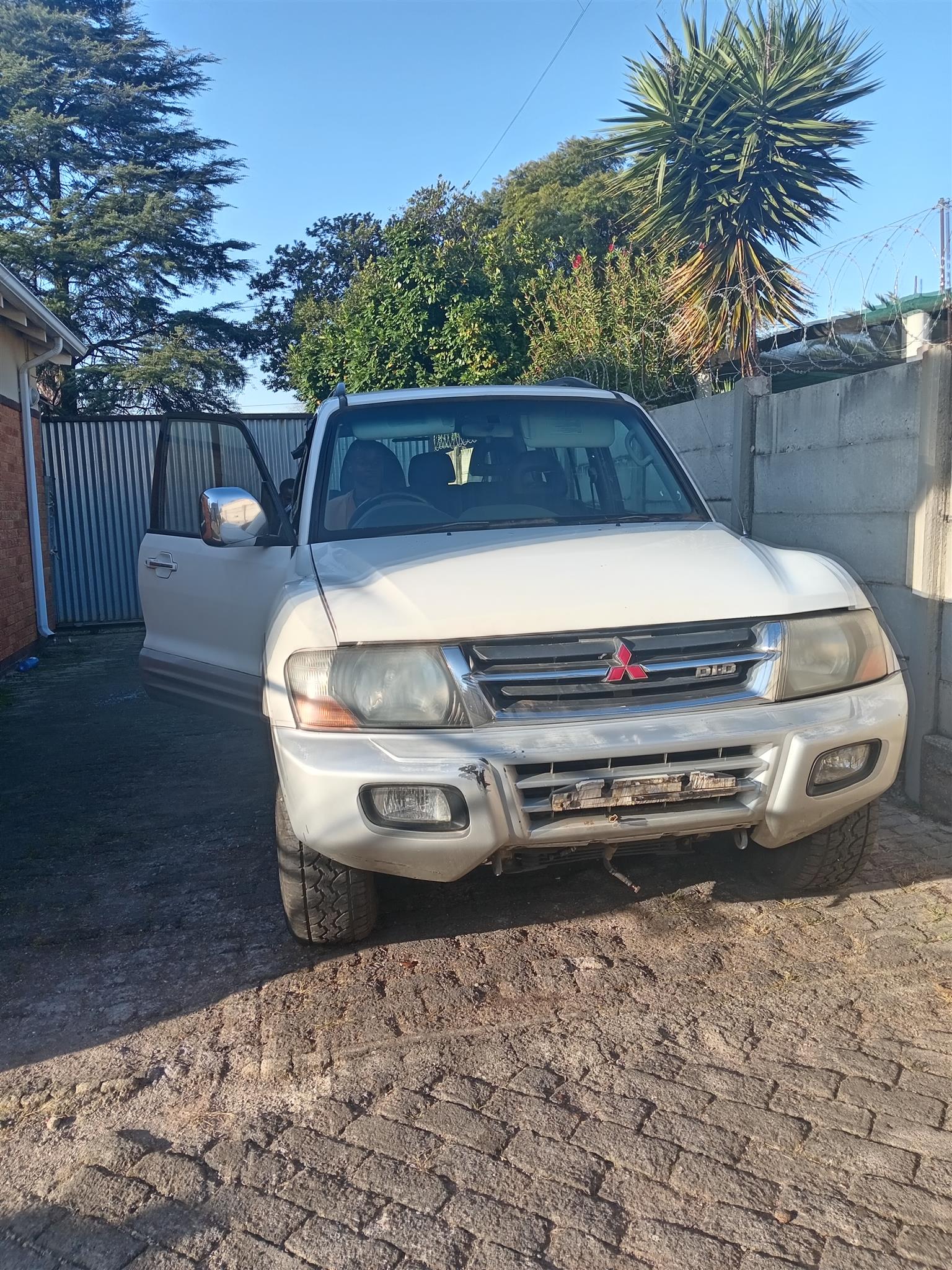 2002 Mitsubishi Pajero 4m41 Auto 3.2 DID Stripping For Spares - Private Seller 2002 Mitsubishi Pajero 4m41 Auto 3.2 DID Stripping For Spares - Private Seller