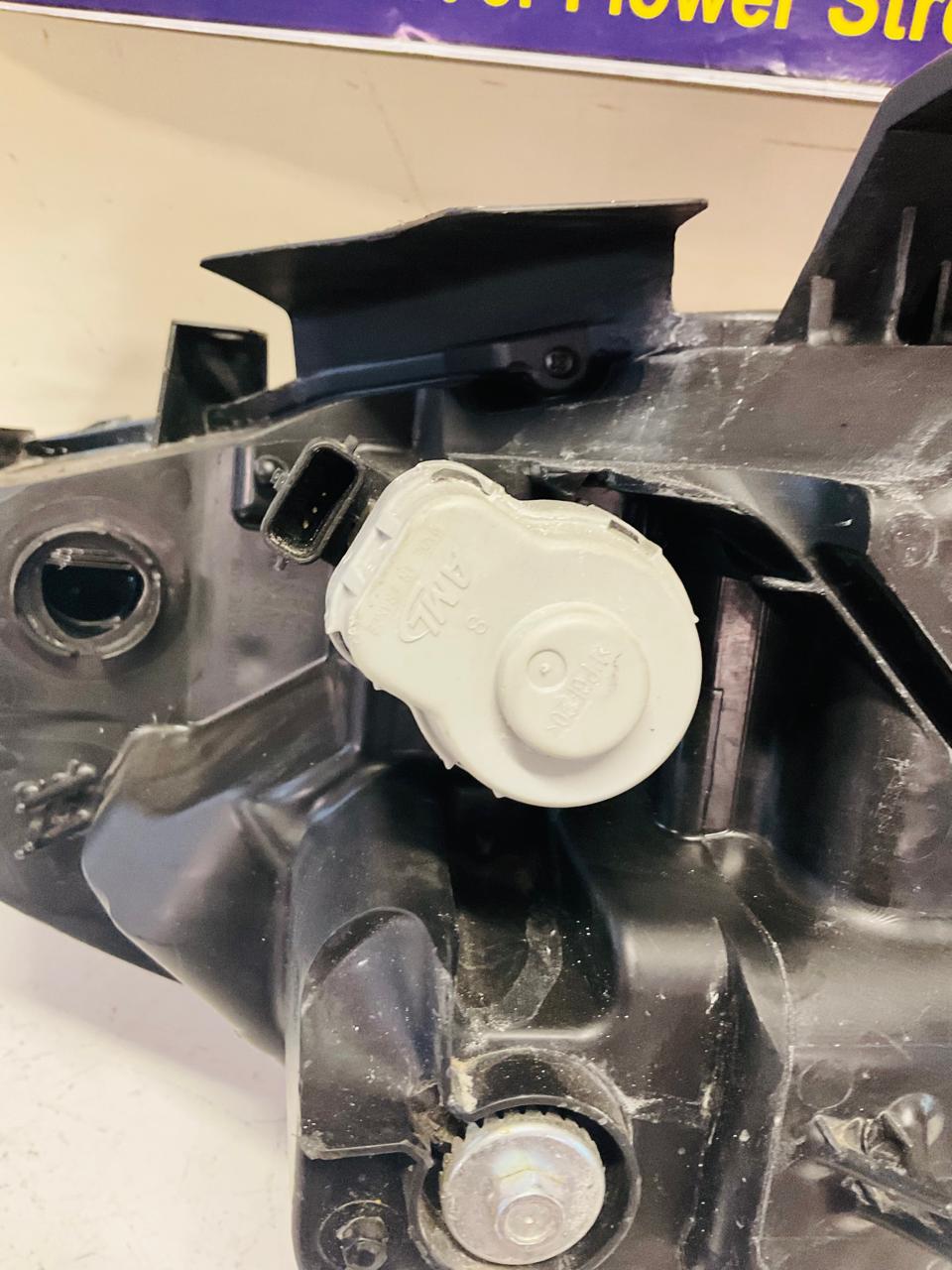 Mazda CX-5 right side LED headlight - Private Seller Mazda CX-5 right side LED headlight - Private Seller