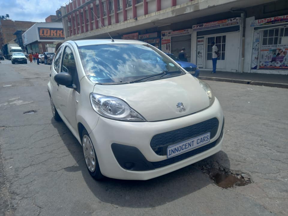 2014 PEUGEOT 107 1.0 PETROL, MANUAL, WHITE COLOR, HATCHBACK, 100000KM