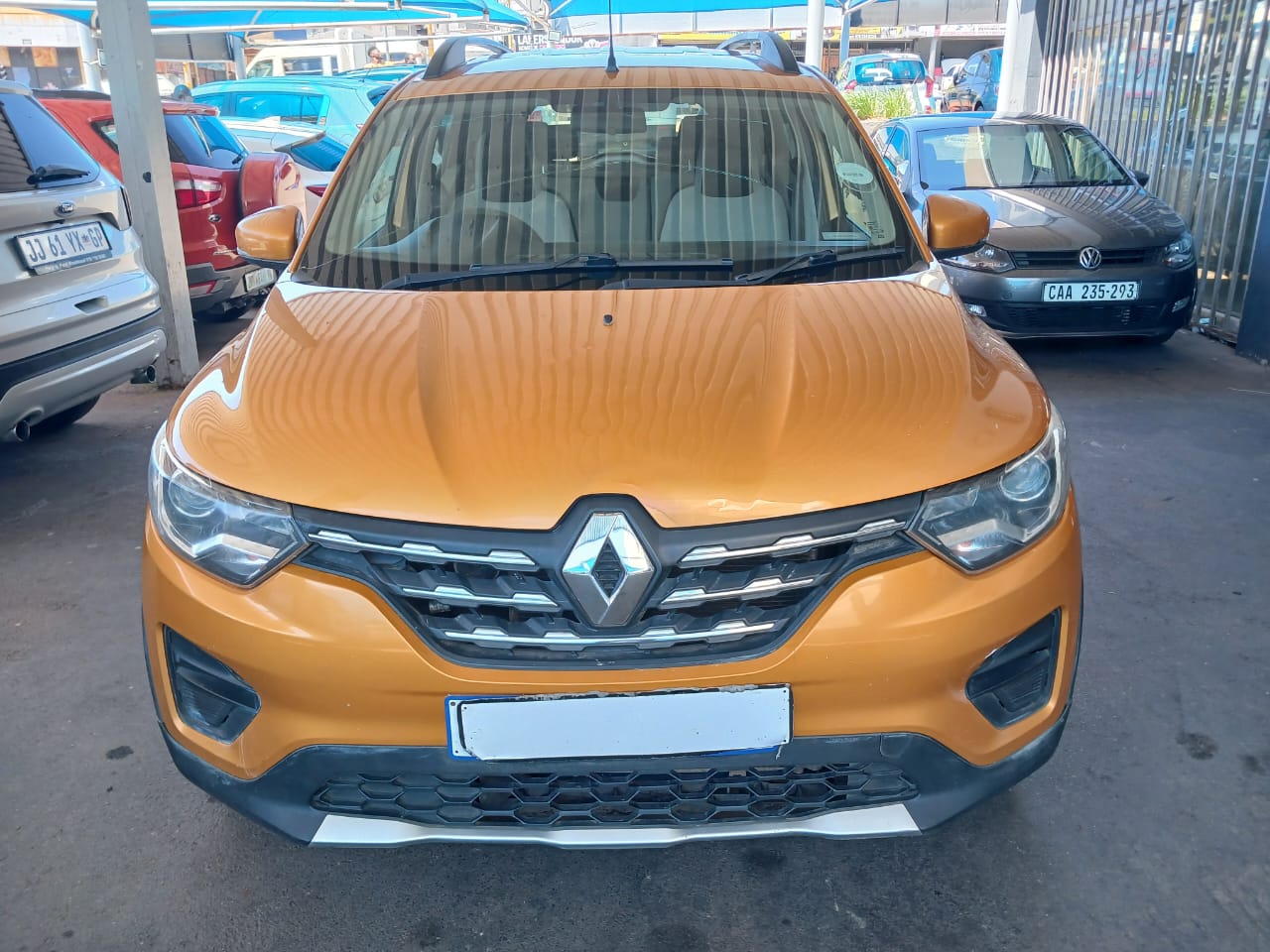 2021 RENAULT TRIBER 1.0 7SEATER Transmission: Manual Mileage: 22000kmPetrol