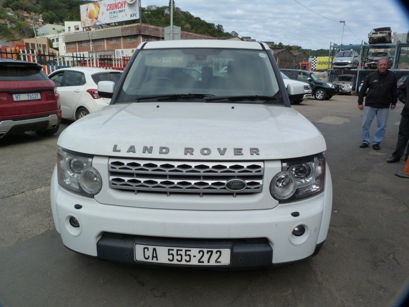Land Rover Discovery 4 SD V6 SE AT White - 2012 STRIPPING FOR SPARES - Private Seller Land Rover Discovery 4 SD V6 SE AT White - 2012 STRIPPING FOR SPARES - Private Seller