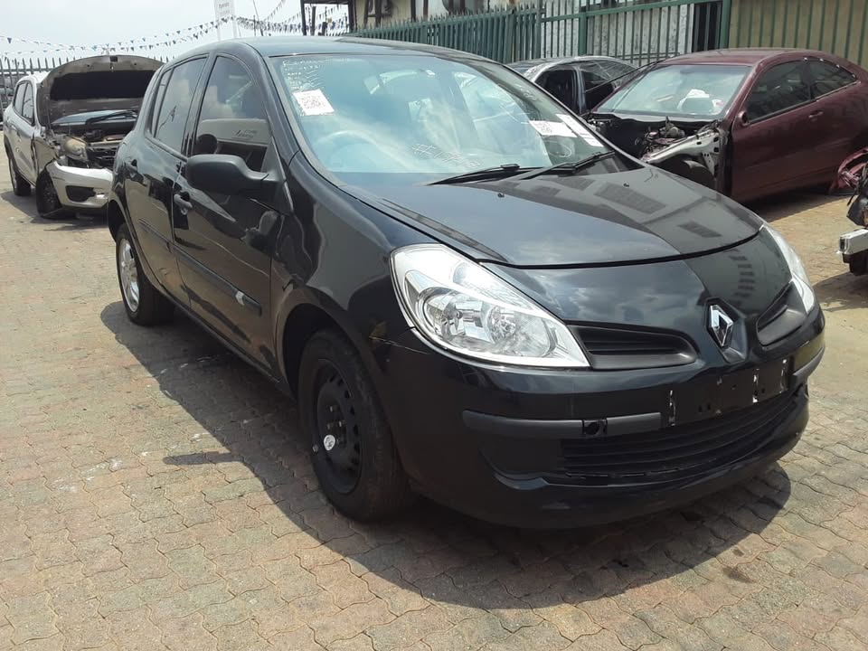 Renault spares