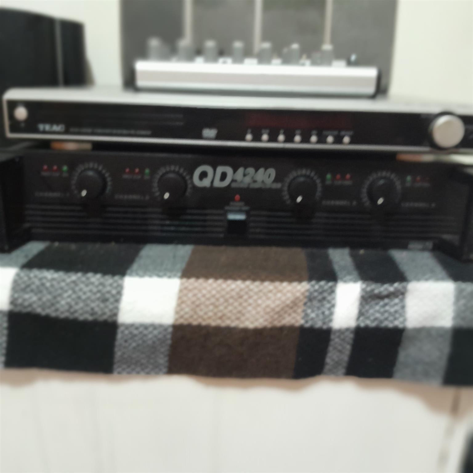 Sound system. 1 inter m qd4240. 1 mixer eurotrac ub1202. 1 Teac . 8 omnitronic