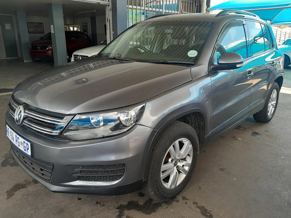 2012 VW TIGUAN 2.0 TDI MANUAL
