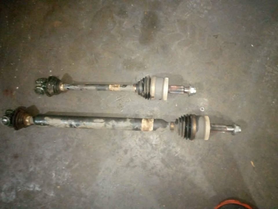 Hyundai Tucson new model Both CV joints automatic - Private Seller