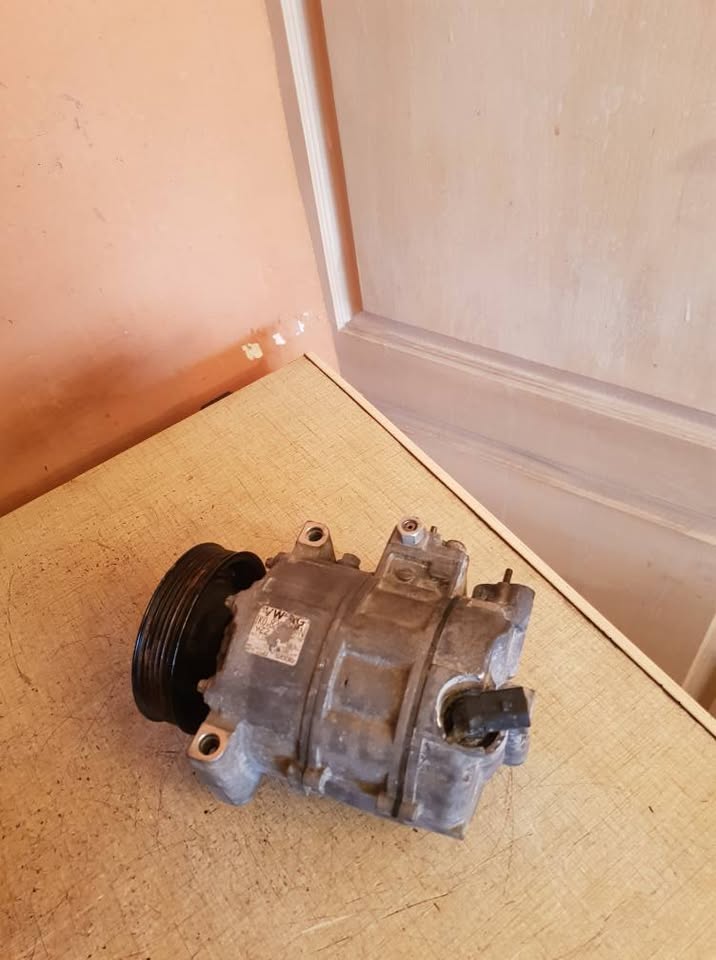 VW OR AUDI A4 CDH AIRCON PUMP FORSALE - Private Seller