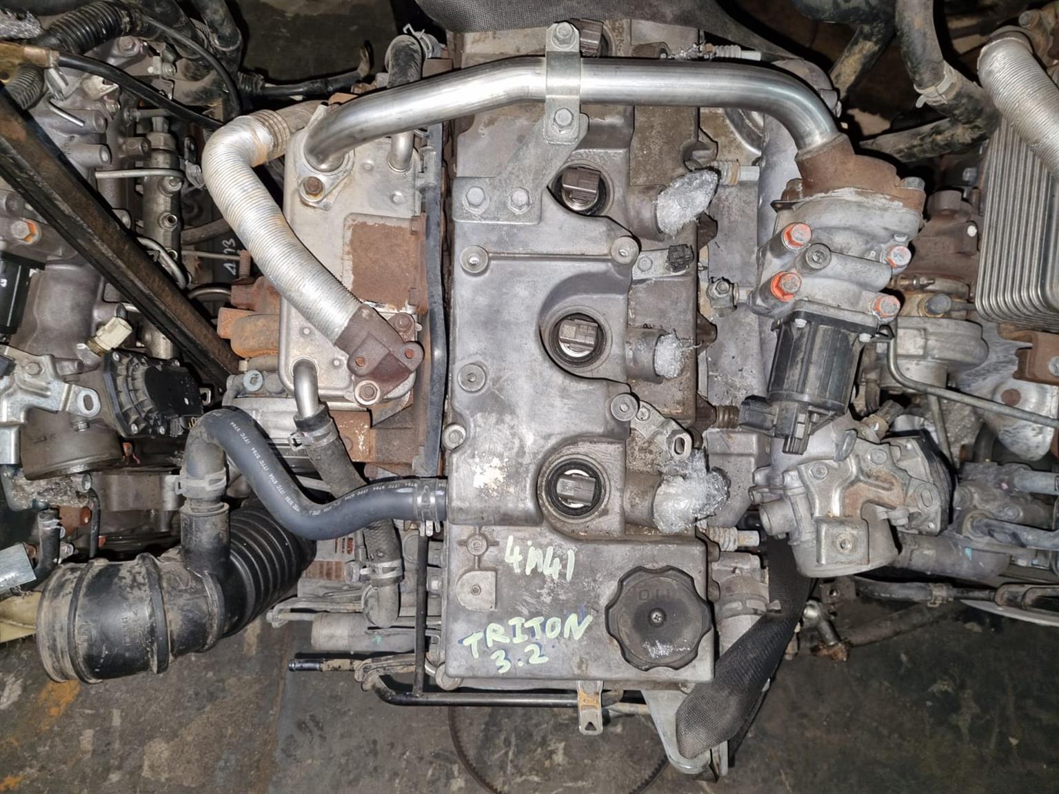 2010 Mitsubishi Triton 3.2 Di-D Diesel engine for sale