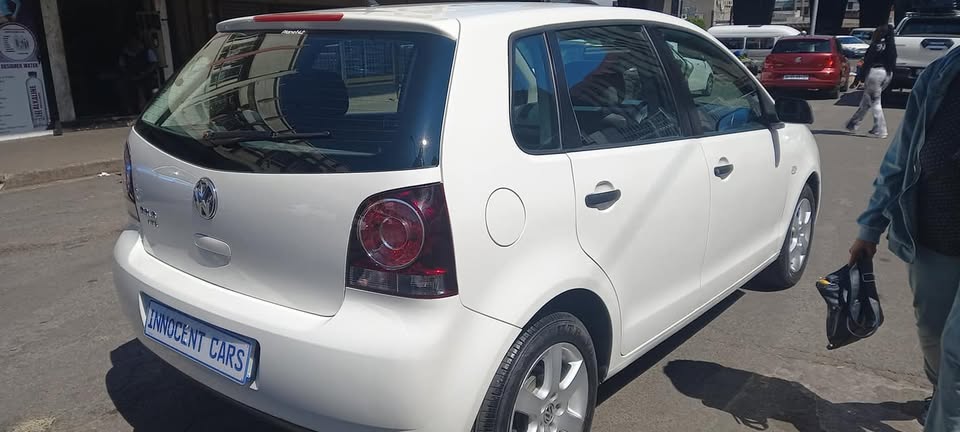 2012 VW POLO VIVO 1.4 PETROL, MANUAL TRANSMISSION, WHITE COLOUR, MILEAGE 75000KM