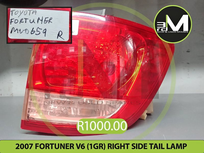 2007 FORTUNER V6 (1GR) RIGHT   TAIL LIGHT  MV0659