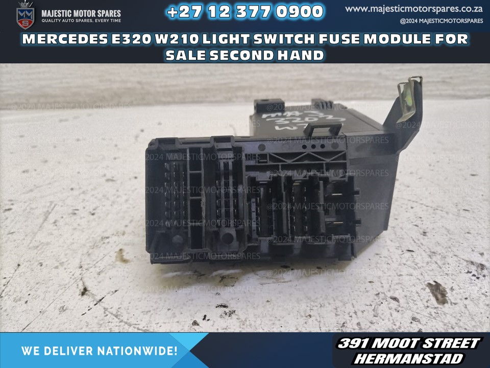 Mercedes E320 W210 Light Switch Fuse Module for sale – Pre-Owned - Private Seller