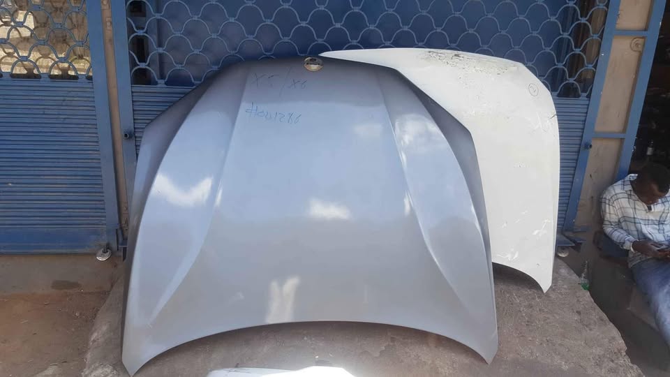 BMW X5 / X6 BONNET - Private Seller