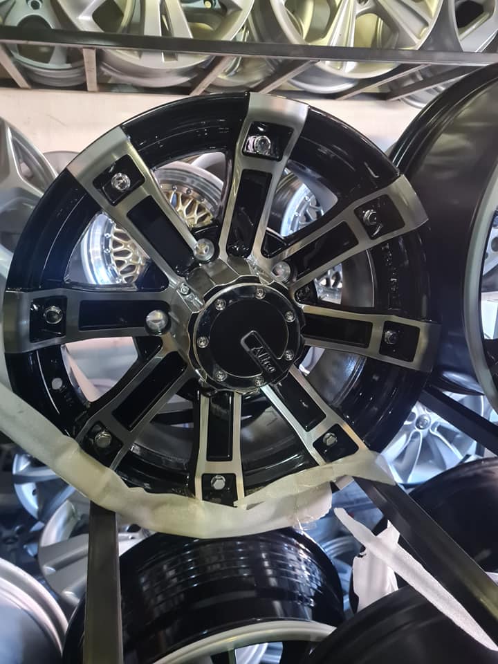 Mahindra Scorpio Bakkie Brand new mags size 16 pcd 5×160