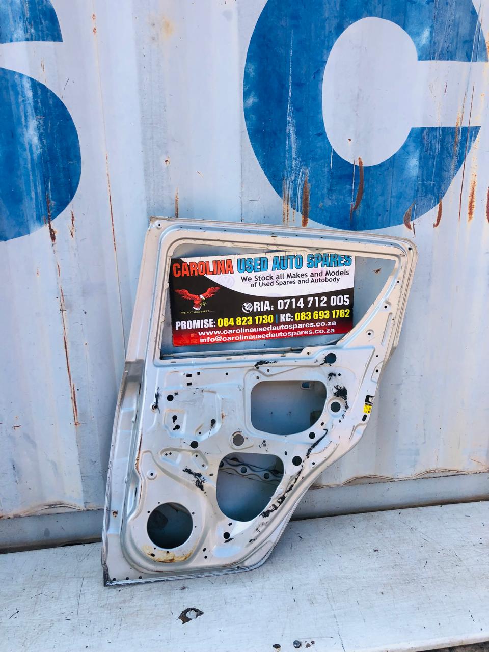 Used Suzuki Swift right rear/back door (2012-2017) for sale in