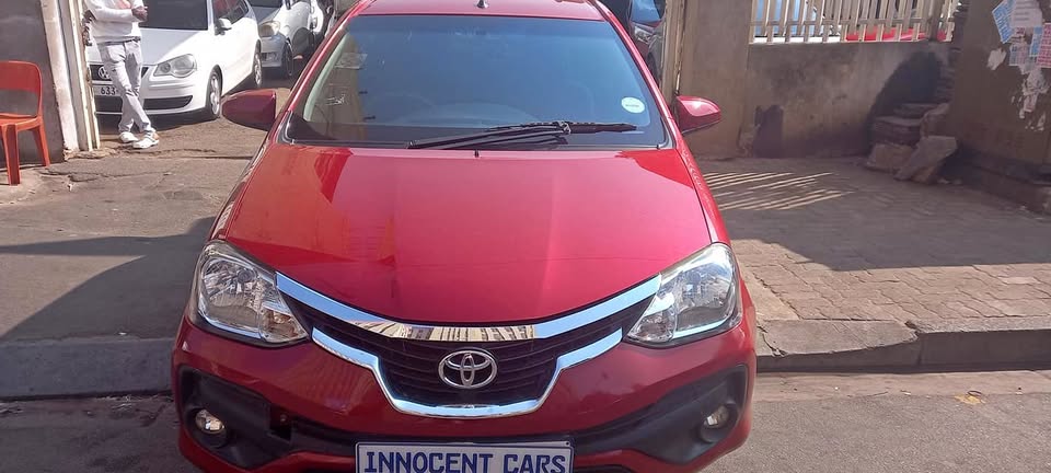 MAROON 2019 TOYOTA ETIOS 1.5 SPRINTER 5Dr. HATCHBACK, 76000KM, ACCIDENT FREE,