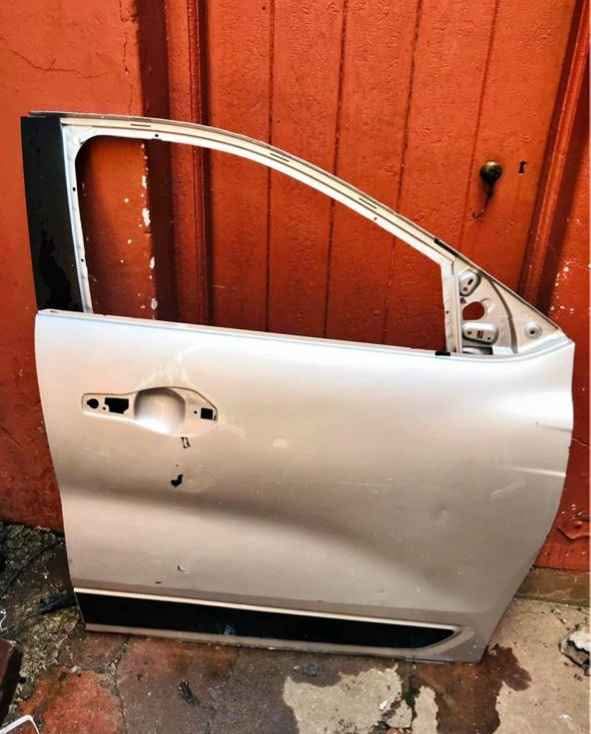 Renault Kiger Front Door Rightside. - Private Seller Renault Kiger Front Door Rightside. - Private Seller