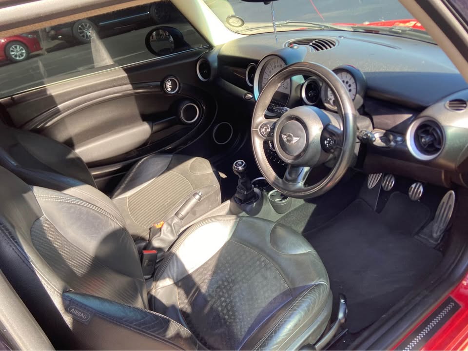2013 Mini Cooper S 1.6 105000km Manual