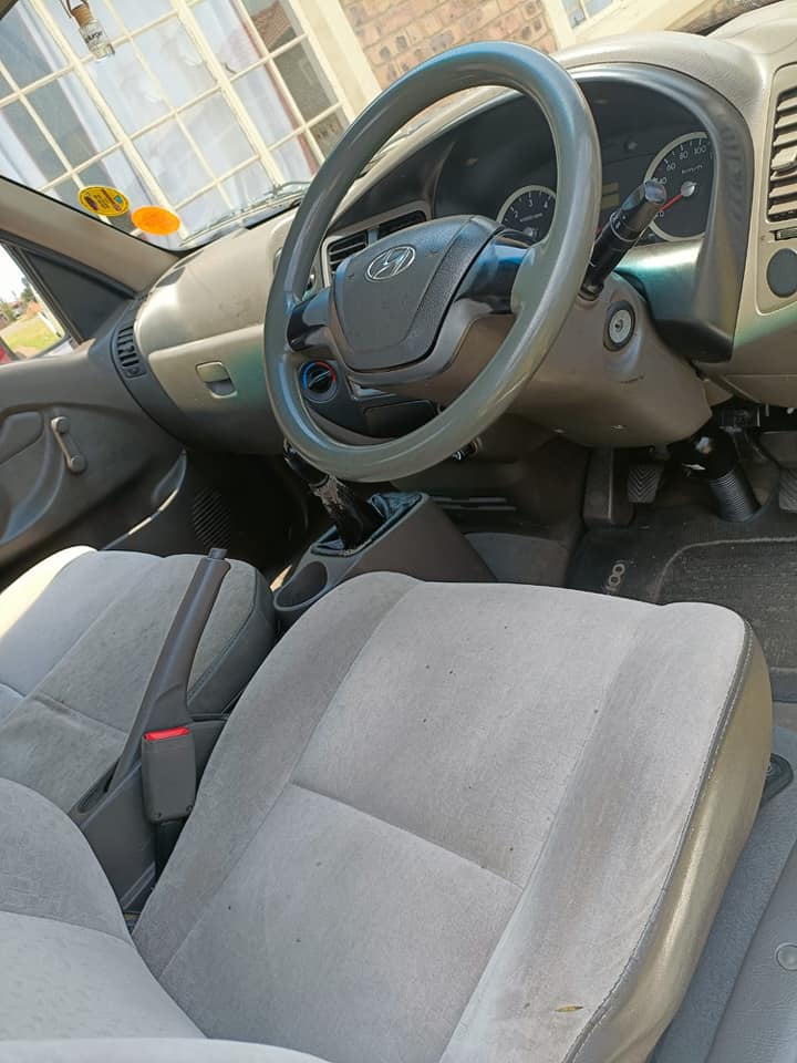Hyundai H100