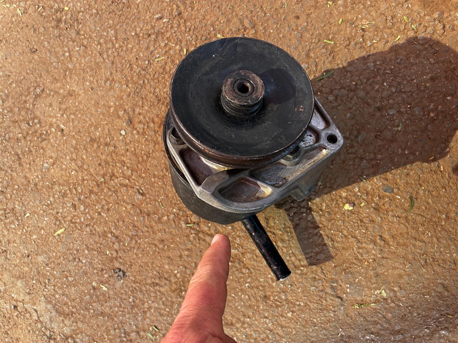 Power steering pump - Private Seller