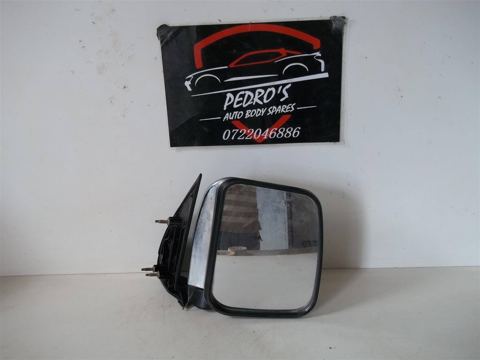 Toyota Quantum '05-'13 right mirror (Manual) - Private Seller Toyota Quantum '05-'13 right mirror (Manual) - Private Seller