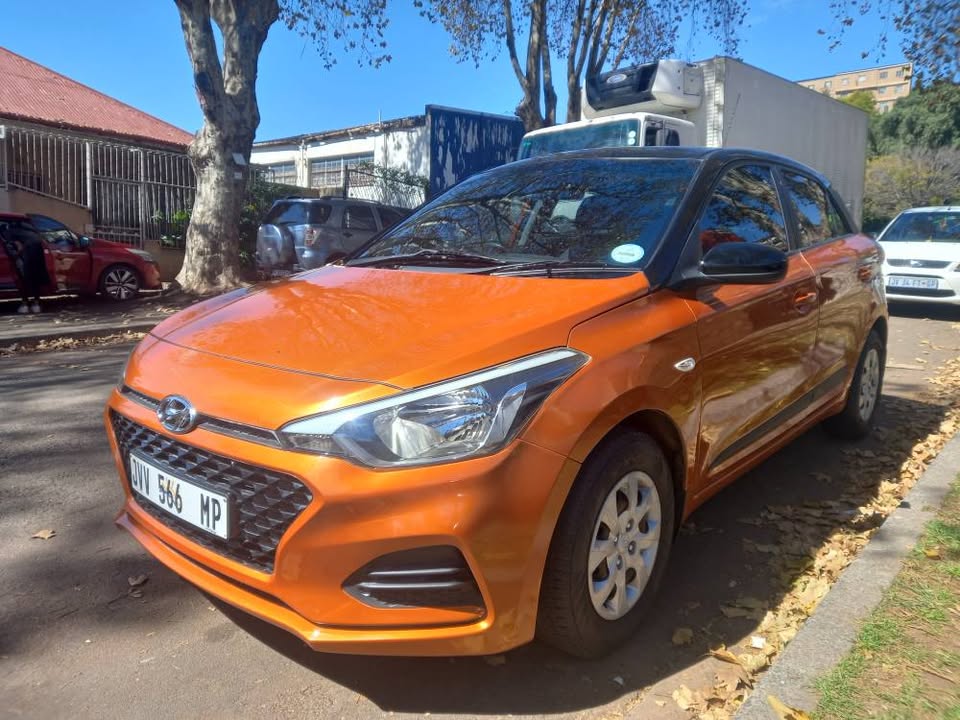 2019 HYUNDAI I20 1.2 MOTION PETROL, MANUAL, ORANGE, 83000KMS