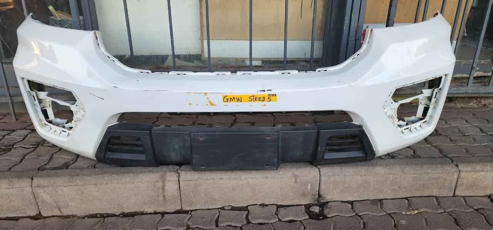 GWM Steed 5 Front Bumper. Call or DM [hidden information]. - Private Seller