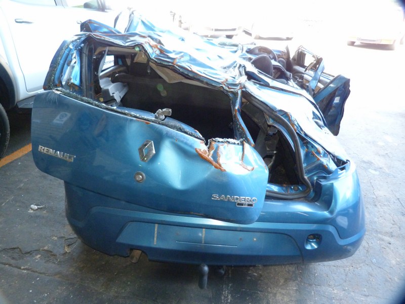 Renault Sandero 1.6 8V United Manual Blue - 2010 STRIPPING FOR SPARES - Private Seller