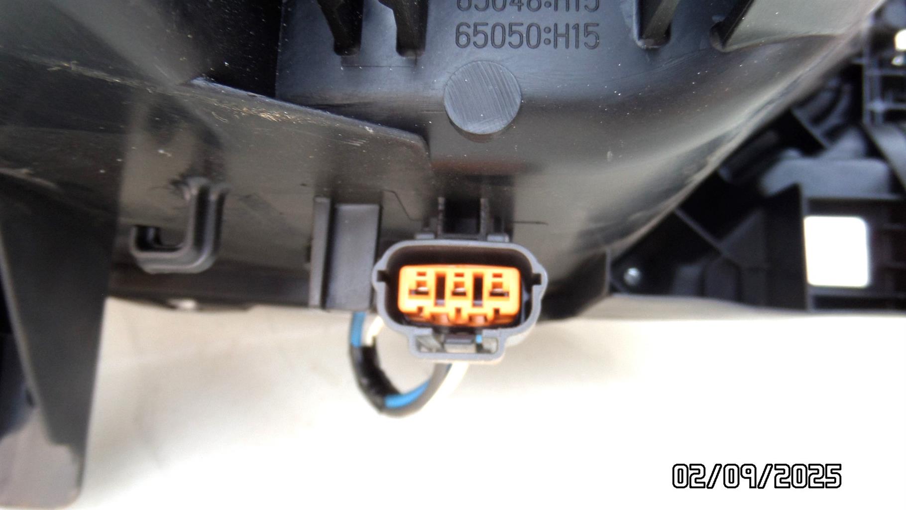 Mazda CX-3 left side headlight (new) - Private Seller Mazda CX-3 left side headlight (new) - Private Seller