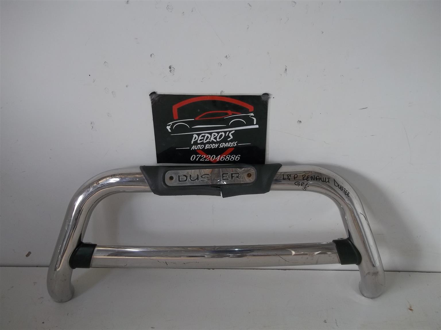 Renault Duster nudgebar - Private Seller Renault Duster nudgebar - Private Seller