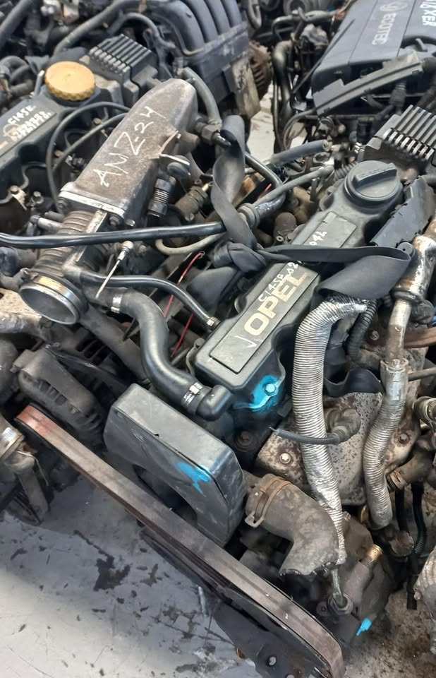 Opel Astra / Corsa 1.4 8v Petrol Engine (C14SE) - Private Seller Opel Astra / Corsa 1.4 8v Petrol Engine (C14SE) - Private Seller