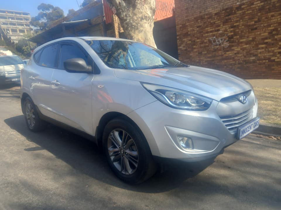 2015 HYUNDAI ix35 2.0 ENGINE PETROL, MANUAL, MILEAGE  SILVER COLOR, PRICE