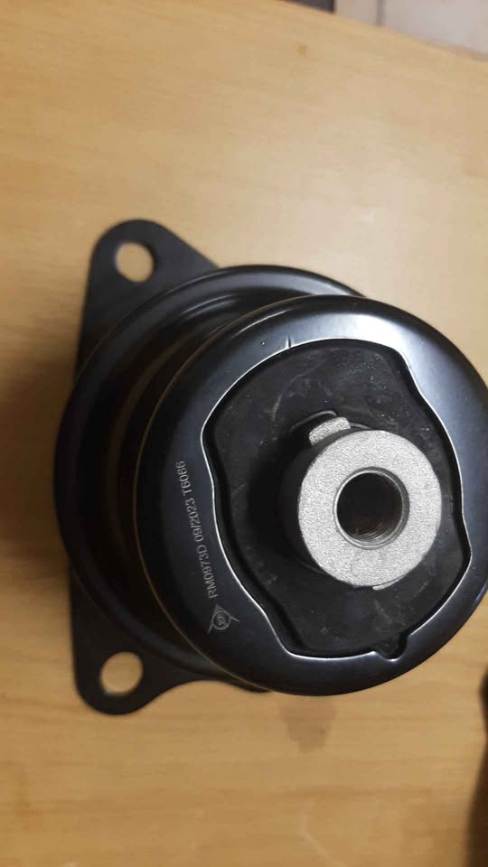 HONDA CIVIC ENGINE MOUNTING. BRAND NEW. FOR VARIOUS OTHER CARS TOO - Private Seller