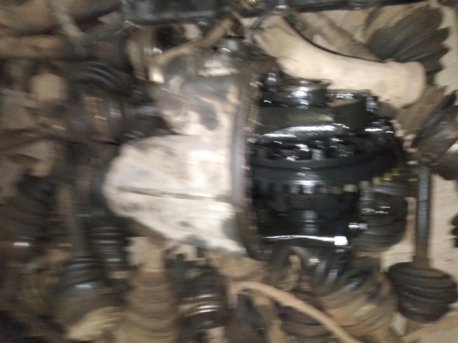 Toyota hilux d4d high rider diff for spares - Private Seller