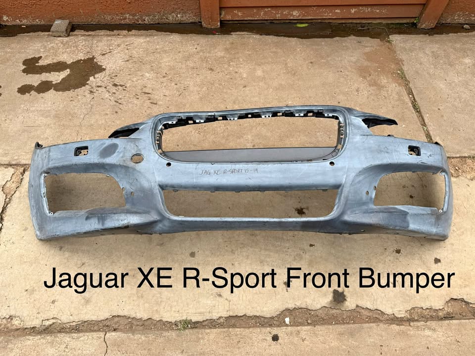 Jaguar XE R-Sport Front Bumper - Private Seller Jaguar XE R-Sport Front Bumper - Private Seller