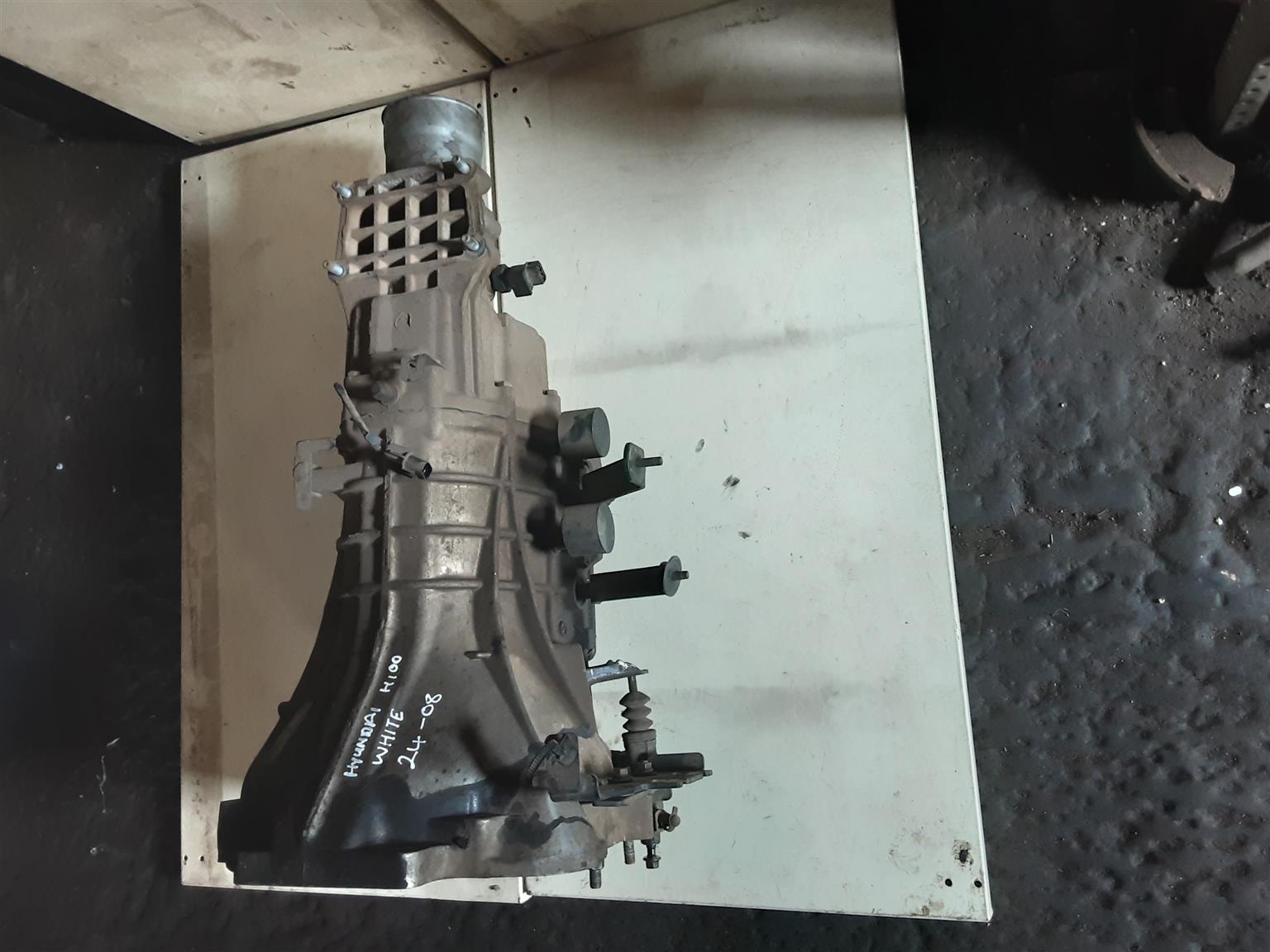 Selling Hyundai H100 2015 2.6tdi Gearbox - Private Seller