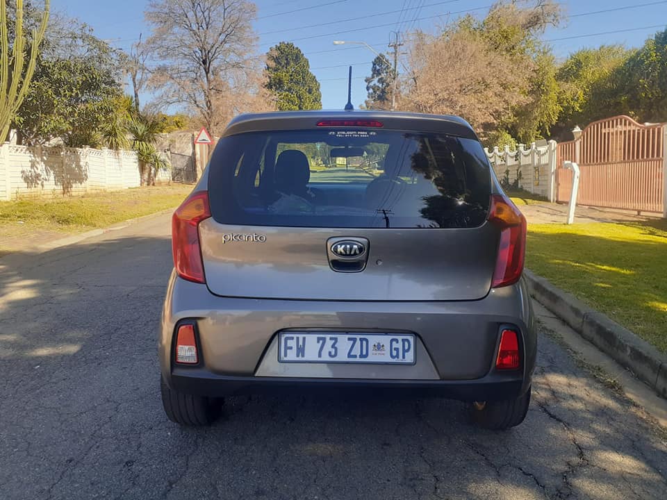 2017 Kia Picanto 1.0 with a leather interior