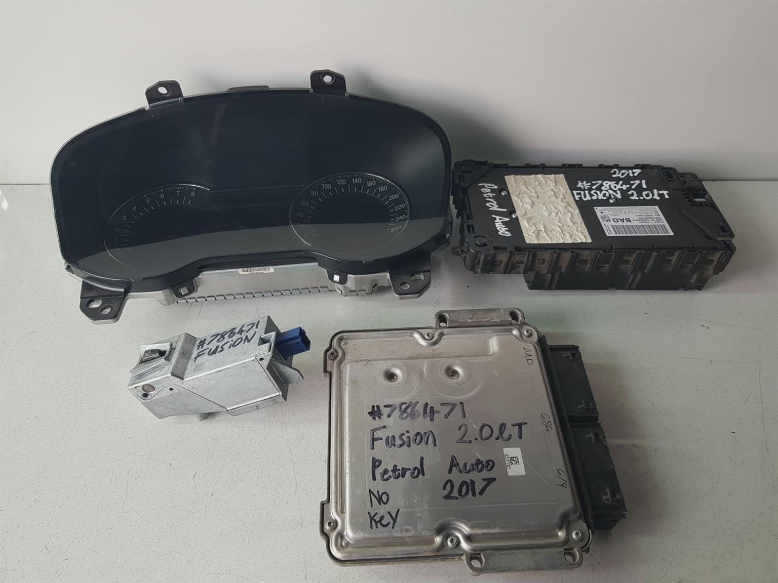 Lockset 2.0L Ford Fusion 2015-2018 - Private Seller Lockset 2.0L Ford Fusion 2015-2018 - Private Seller