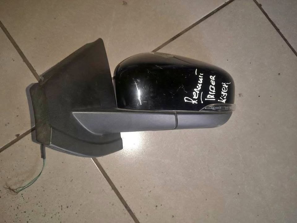 RENAULT TRIBER L/H SIDE MIRROR - Private Seller RENAULT TRIBER L/H SIDE MIRROR - Private Seller